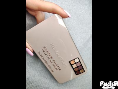 Makeup Revolution Палетка теней Forever Flawless Dynamic Serenity