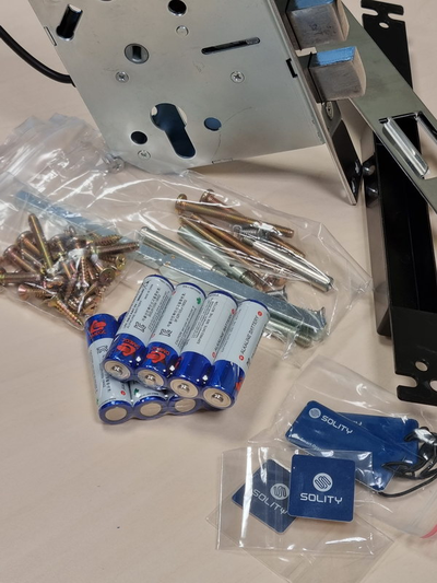 Врезной электронный дверной замок Solity GSP-1000BK GOLD с отпечатком пальца