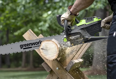 Цепная аккумуляторная пила Greenworks OCS800