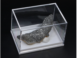 Метеорит "Царёв" в пластиковом боксе, Россия, Волгоградская обл (55*23*4 мм, 8,5 г) №23450