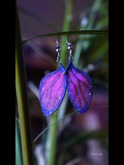 &quot;Волшебство на кончиках крыльев&quot;, серьги с крылышками ягодной феи (шёлк, бисер)