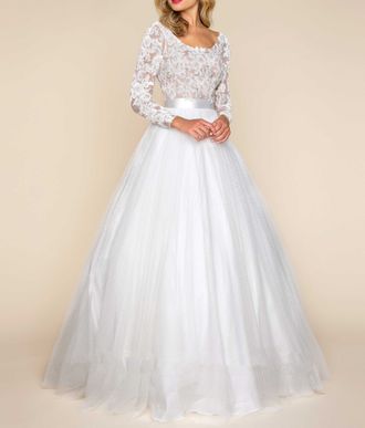 фото самое пышное свадебное платье интернет магазина недорогих оптовых свадебных платьев GarmentsOpt