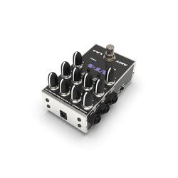 AMT LA4 VT4   –  двухканальный гитарный преамп 4 серии