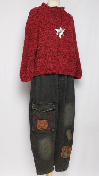 Джинсы "Аппликации " лепестки, квадраты р.46-52