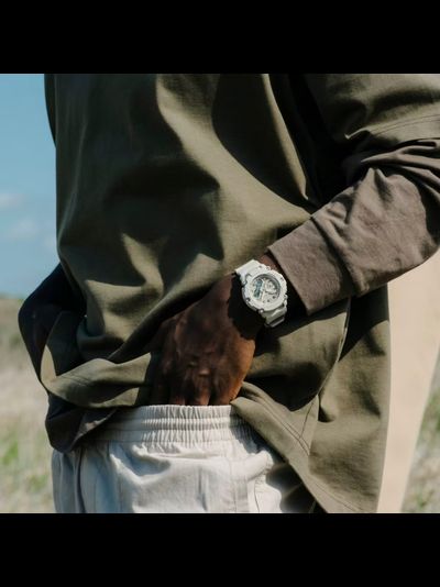 Часы Casio G-Shock GA-2200NC-7A