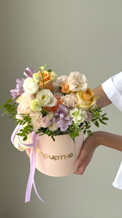 Цветочная композиция учителю / воспитателю № 813