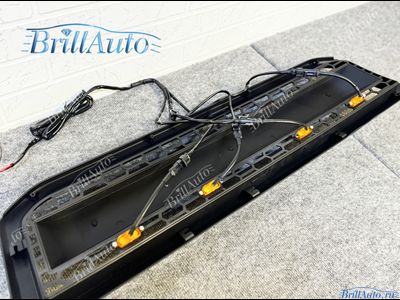 Решетка радиатора Toyota Prado 120 с подсветкой