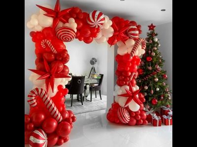 Арка из шаров новогодняя красная