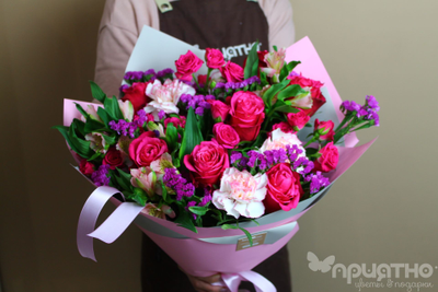 Букет цветов на 8 марта № 718