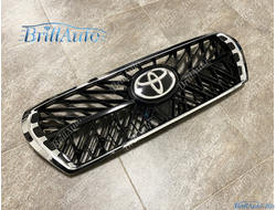 Решетка радиатора Toyota Land Cruiser 200 2007-2015 TRD