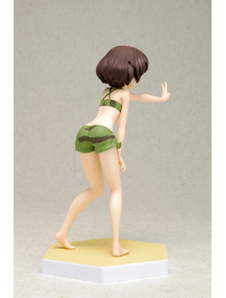Фигурка 1/10 Юкари Акияма (Akiyama Yukari Beach Queens)