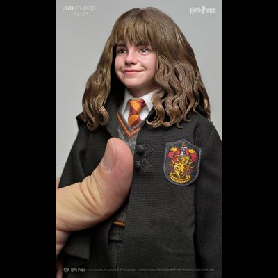 ПРЕДЗАКАЗ - Гермиона Грейнджер ("Гарри Поттер и Философский камень") - Коллекционная фигурка 1/6 Harry Potter LITE version Hermione (KJW003LHG) - JND Studios ?ЦЕНА: 47900 РУБ.?