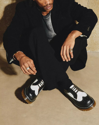 Dr Martens 3989 Bex Smooth Leather Brogue