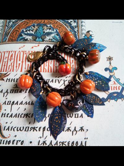 Браслет с тыковками и чёрным котом "Таинство сентября", необычное осеннее украшение