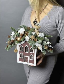 Новогодняя композиция Домик