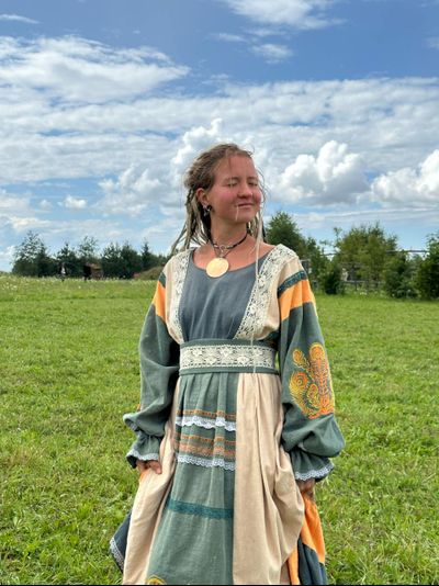 Платье праздничное из крапивы &quot;Павлин Мавлин&quot;