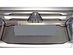 Защита радиатора Mitsubishi Pajero Sport 2021- chrome верх PREMIUM (4 части)