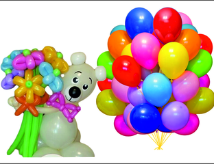 Мишки шарики цветочки. Медведь из воздушных шаров. Мишки шарики цветочки. Мишка с букетом из шаров. Мишки шарики цветочки.