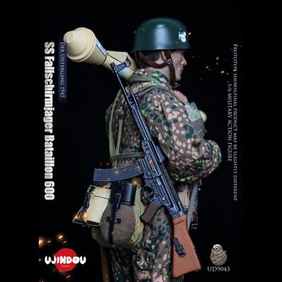 Немецкий десантник - Коллекционная ФИГУРА 1/6 WWII Fallschirmjager Bataillon 600 DER UNTERGANG 1945 (UD9043) - UJINDOU