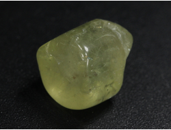 Апатит золотистый, зеленый, галтовка, Мексика (12*11*11 мм, 2,9 г) №28507