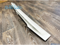 Спойлер Toyota Land Cruiser 200 16-21 белый 070