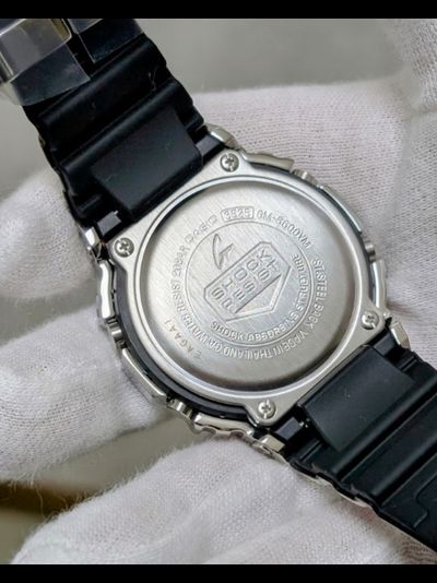 Часы Casio G-Shock GM-5600YM-8A8