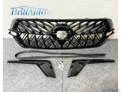 Решетка радиатора Toyota Land Cruiser 200 2015-2021 TRD черная антихром