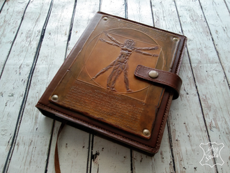 Винтажный ежедневник органайзер в твердой обложке с тиснением гравюры Да Винчи