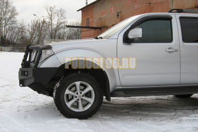 Передний силовой бампер серии Трофи на Nissan Pathfinder III 2004-2010 (02.012.01)