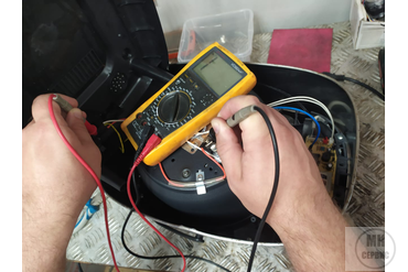 Предохранитель не прозванивается. Под замену. 