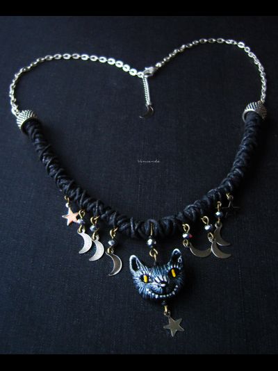 "Серенький волчок - звёздный пастушок", плетёное колье в стиле фэнтези