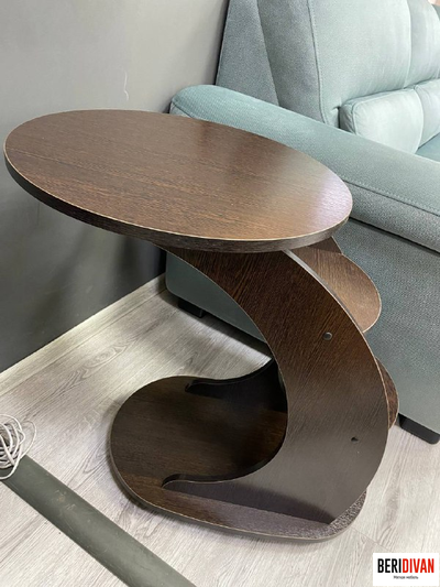 Столик Стелс