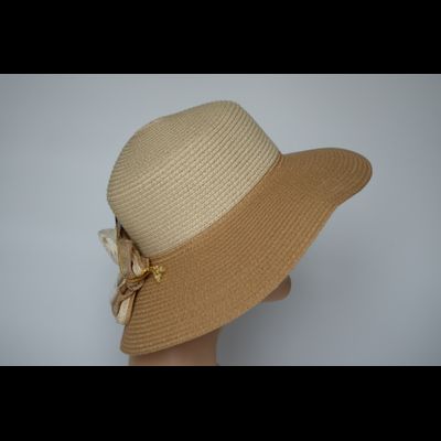 Шляпа Stefania Maiaroli 1637 бежевая