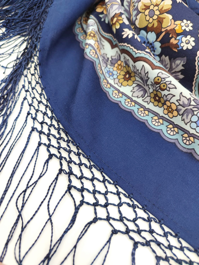 Павловопосадский платок Возьмёмся за руки, друзья 1973-14