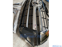 Решетка радиатора Toyota Land Cruiser 200 2015-2021 LOUNGE 19