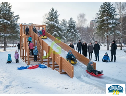 Зимняя горка "IgraGrad Snow Fox", скат 8 м