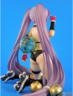 Фигурка 1/8 Канэцугу Наоэ (Naoe Kanetsugu Swimsuit ver.)