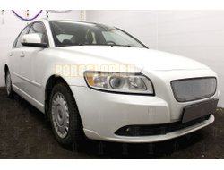Защита радиатора Volvo S40 II (рестайлинг) 2007-2012 3D chrome верх (устанавливается вместо штатной)