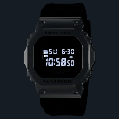 Часы Casio G-Shock GM-5600GC-1