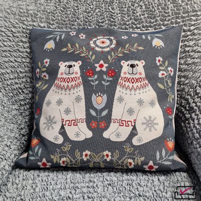 Наволочка Гобелен декоративная, 45х45 см. Сказочный лес Двое мишек