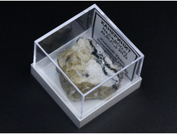 Канкринит в пластиковом боксе, Южный Урал №22099