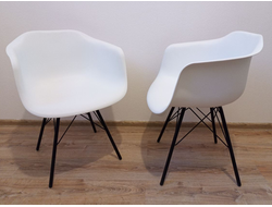 Полукресло Eames design белое