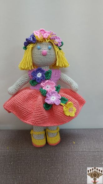 Куколка из пряжи 4 (Dolls made of yarn 4)