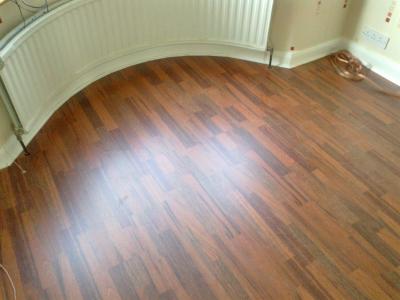 Укладка ламината, монтаж ламината, монтаж ламината цена, укладка ламината Тюмень, монтаж ламината