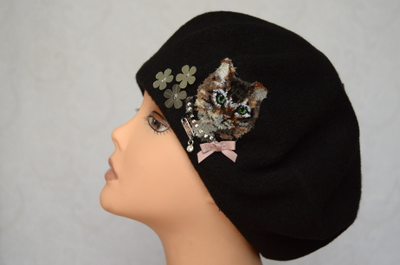 Стильный берет женский фетровый Италия Vizio 6444 черный с кошкой