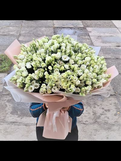 Букет из 101 эустомы