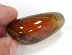 Сердолик, сардоникс, полировка, Индия (47*28*21 мм, 41 г) №28995