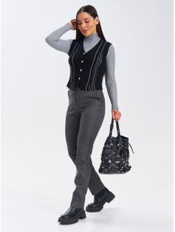 Жилет вязаный на пуговицах