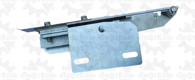 Замок дверей шахты правый (с пазом) 0411.46.11.090