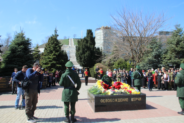 Сквер Славы 11.04.2022